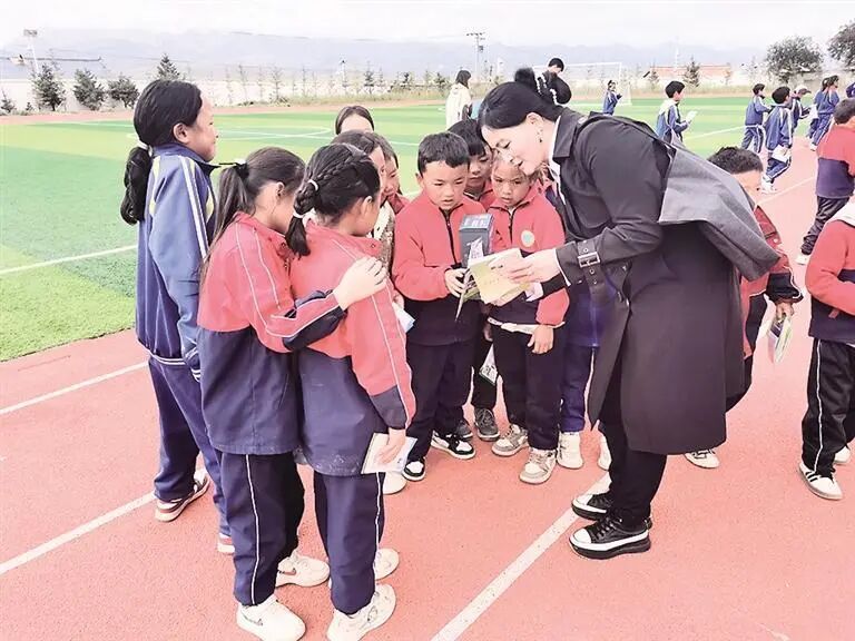 一簇星火点燃基层治理燎原之势——黄南州“法律明白人”培养工程激活基层治理内生动力